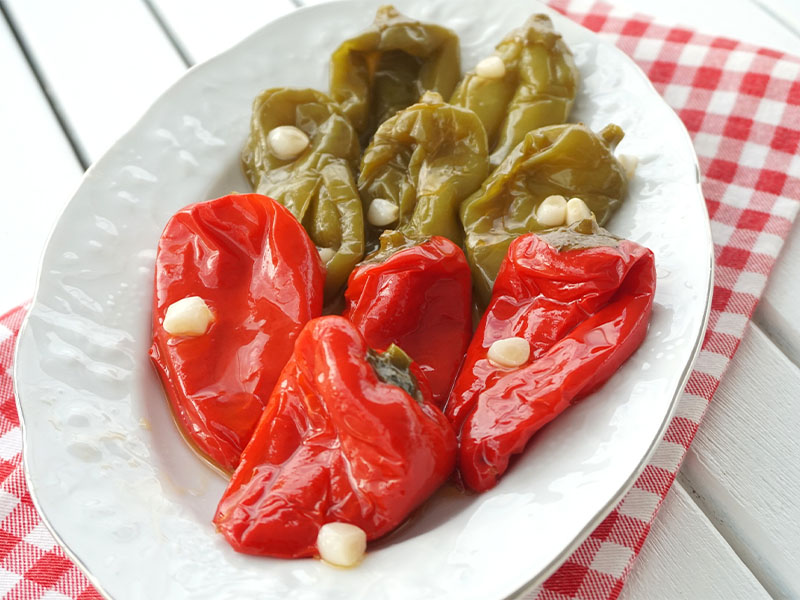 Közlenmiş Biberlerin Eklenmesi
