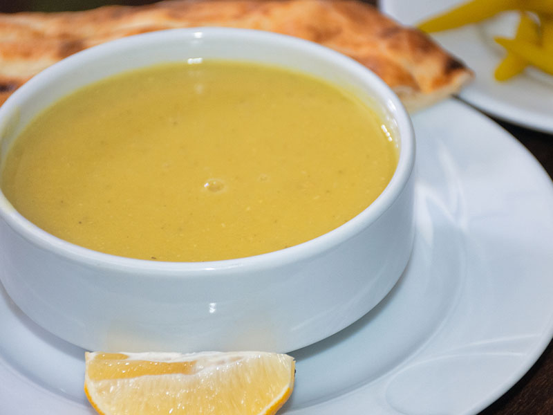 Lokanta Usulü Süzme Mercimek Çorbası