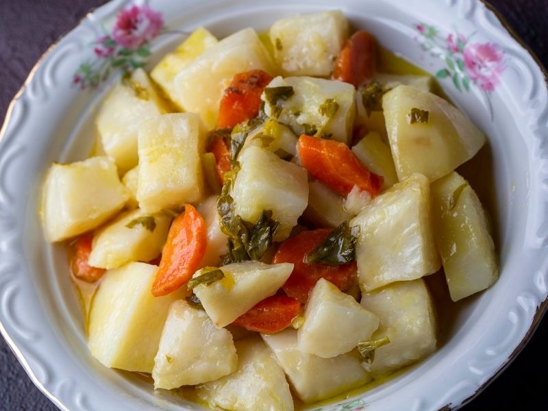 Zeytinyağlı Kök Sebzelerde Mandalina Suyu Etkisi