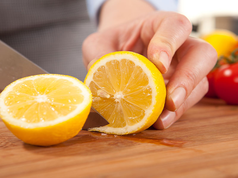 Kesilmiş Limonları Açıkta Bırakmayın