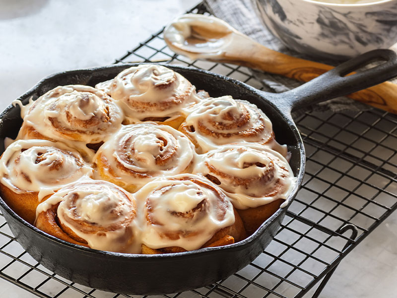 Piştikten sonra glaze ile taçlandırın