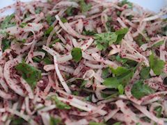 Sumaklı Soğan Salatası 