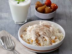 Tavuklu nohutlu sokak pilavı