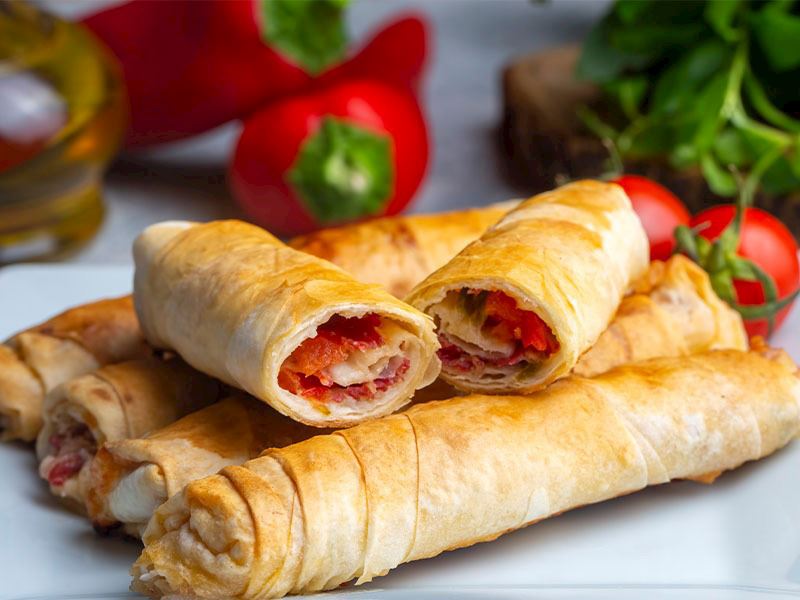 10 Dakikada Pratik Paçanga Böreği Tarifi