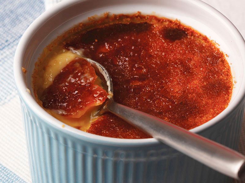 Creme Brulee Nasıl Yapılır Videosu Creme Brulee Nasıl Yapılır Videosu