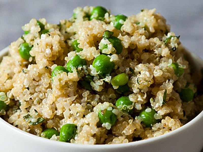 Bezelyeli Kinoa Pilavı 