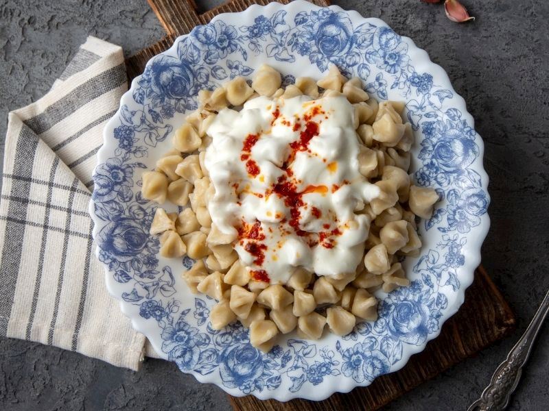 Bir Kaşığa 40 Tane Sığan Kayseri Mantısı Tarifi