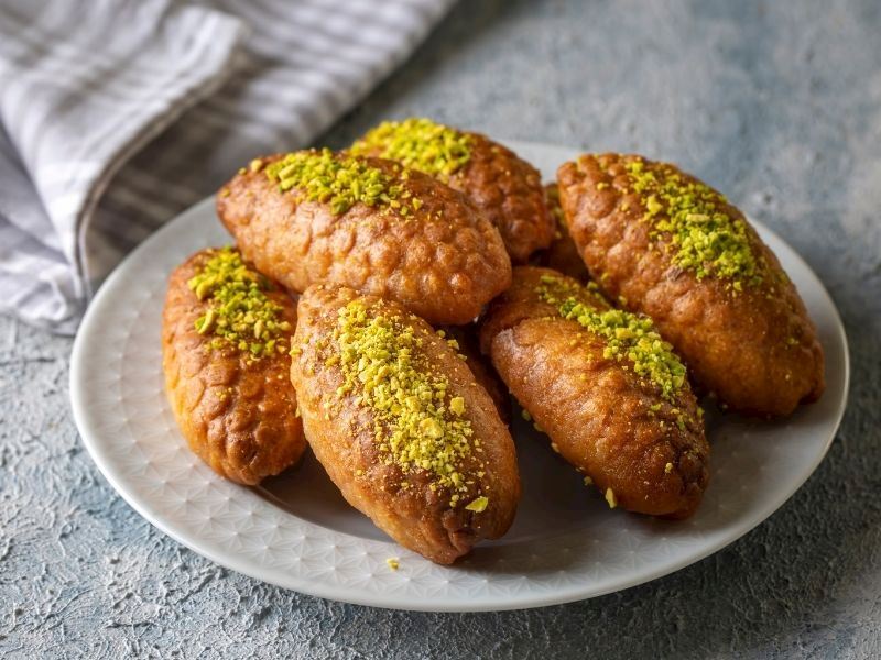 Bu Tarif 100 Yıldan Eski! Fıstıklı Kalburabastı Tarifi