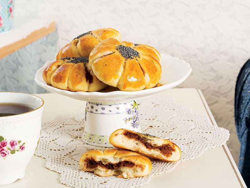 Çemenli çiçek çörek