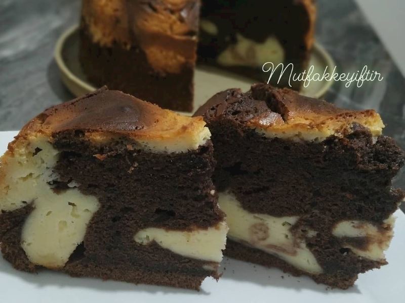 Cheesecake dolgulu kek