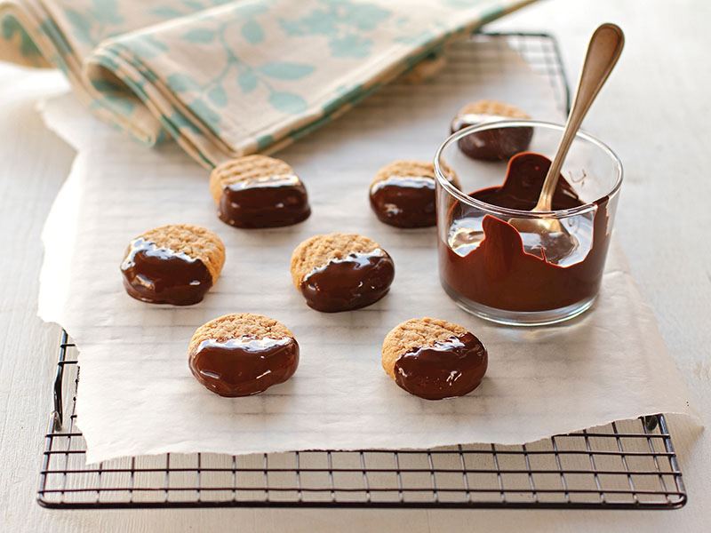 Çikolatalı Buğday Bisküvisi