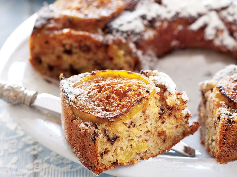 Çikolatalı Ve Bademli İncirli Kek