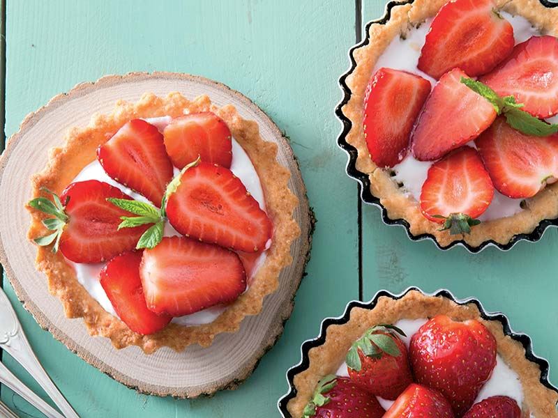 Çilekli mini tart
