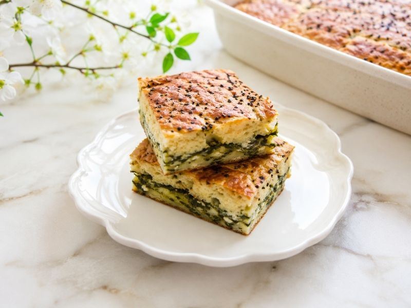 Dışı Çıtır, İçi Yumuşacık Glutensiz Ispanaklı Börek Tarifi
