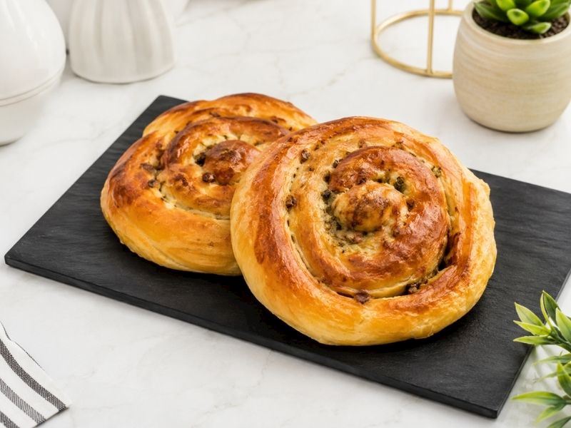 El Açması Kavurmalı Açma Börek Tarifi
