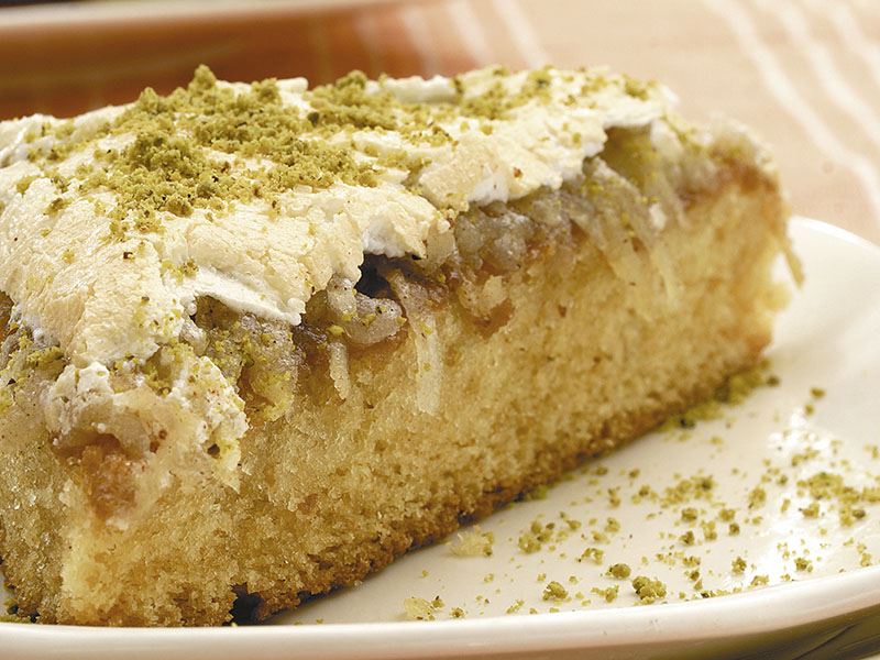 Elmalı kek tarifi Elmalı kek nasıl yapılır? Lezzet