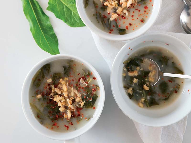Hindiba çorbası