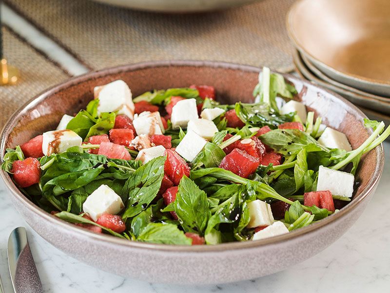 Karpuzlu Ve Ezine Peynirli Salata