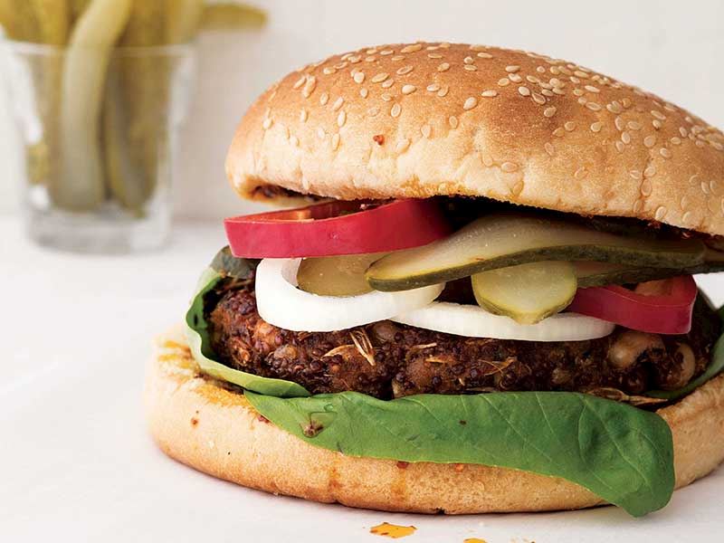 Kinoa köfteli hamburger