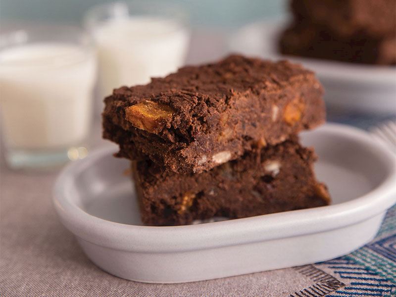 Kırmızı fasulyeli brownie