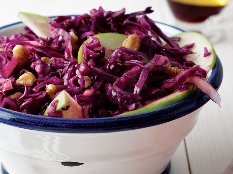 Kırmızı Lahana Salatası Videosu Kırmızı Lahana Salatası Videosu