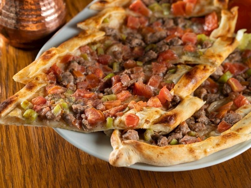 Konya Bıçak Arası Pide