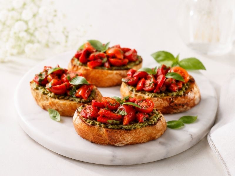 Köz Biberli Pesto Soslu Bruschetta Tarifi