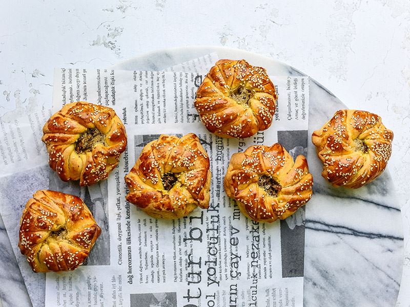 Mercimekli çörekimsi börek
