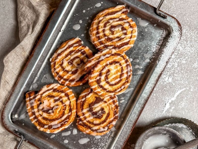Orijinal Cinnamon Roll Tarifi