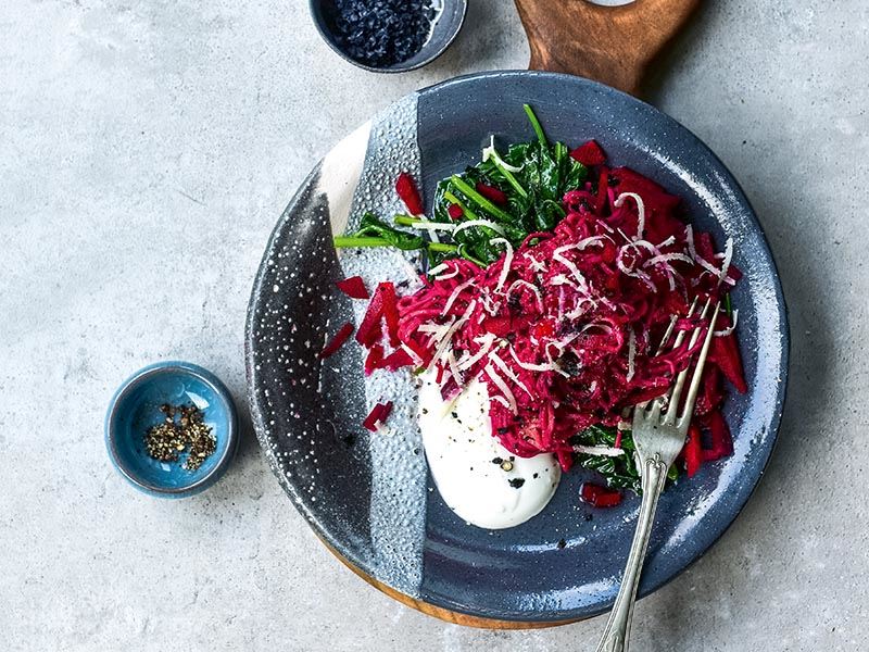 Pancar soslu spagetti