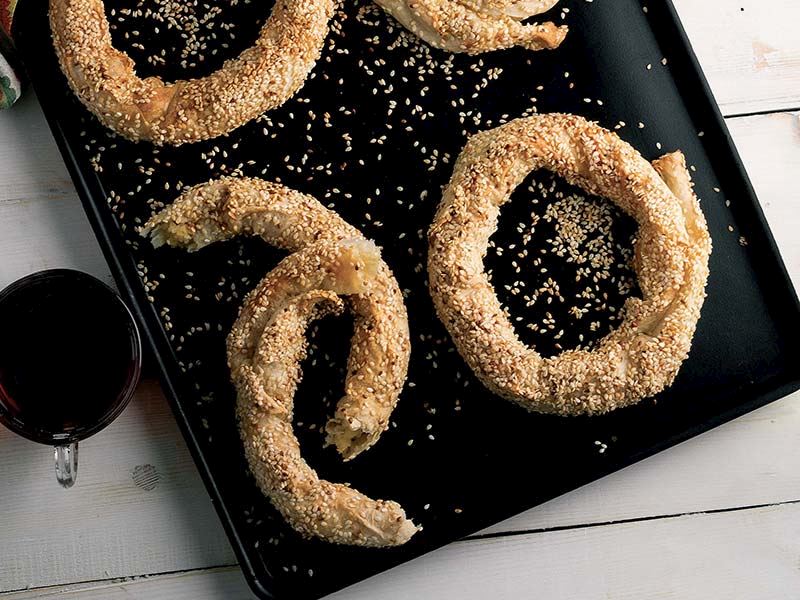 Patatesli simit börek