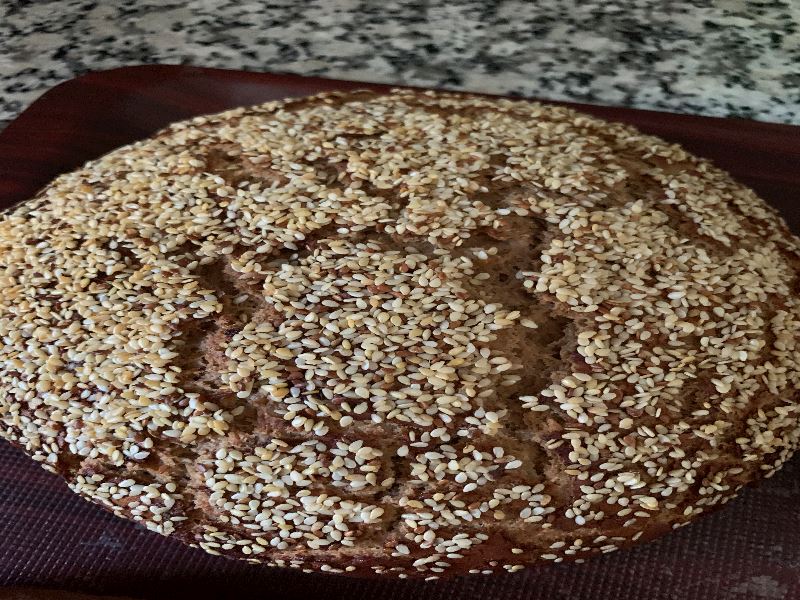 Pekmezli Susamlı Ekmek