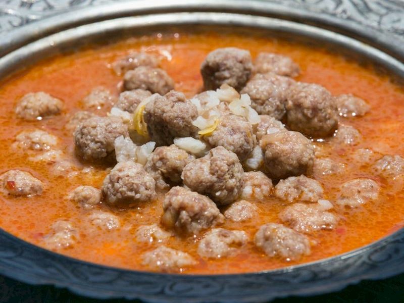 PİRİNÇLİ SULU KÖFTE TARİFİ