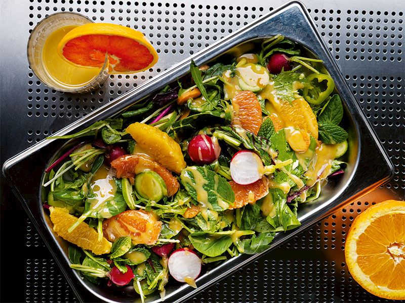 Portakallı Tahin Soslu Salata