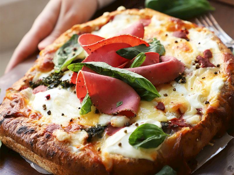 Ramazan pidesi ile pizza