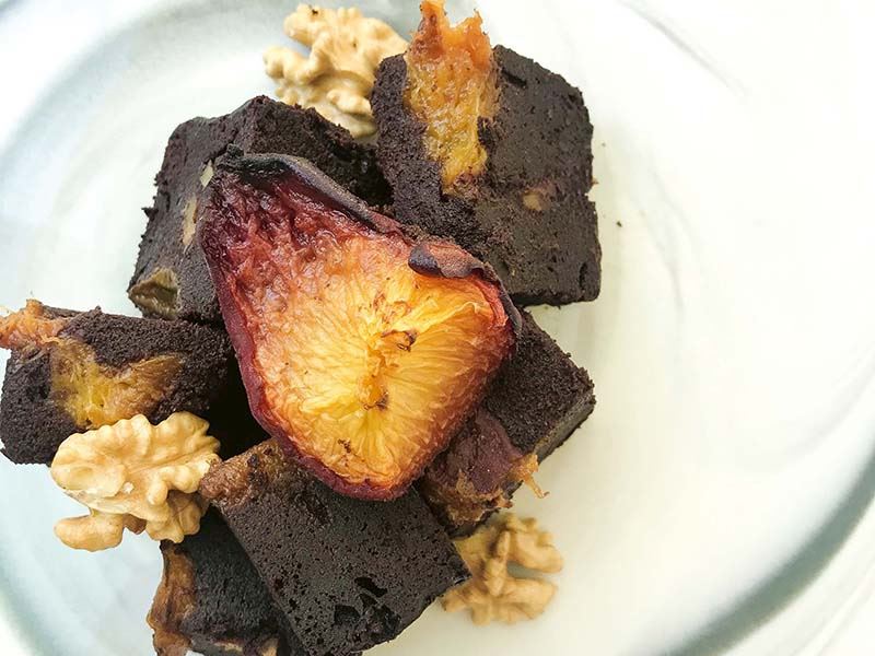 Şeftalili brownie (Unsuz ve ekstra şekersiz)