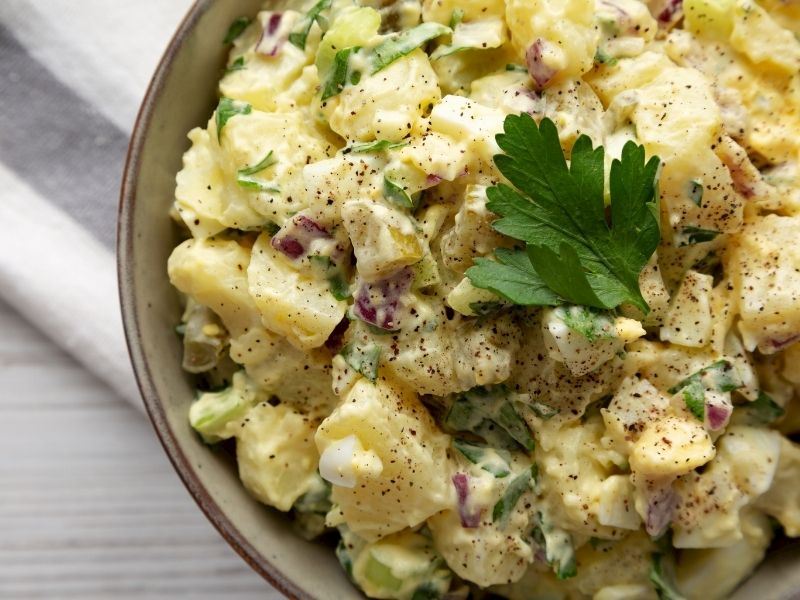 Seviye Atlatan Patates Salatası Tarifi
