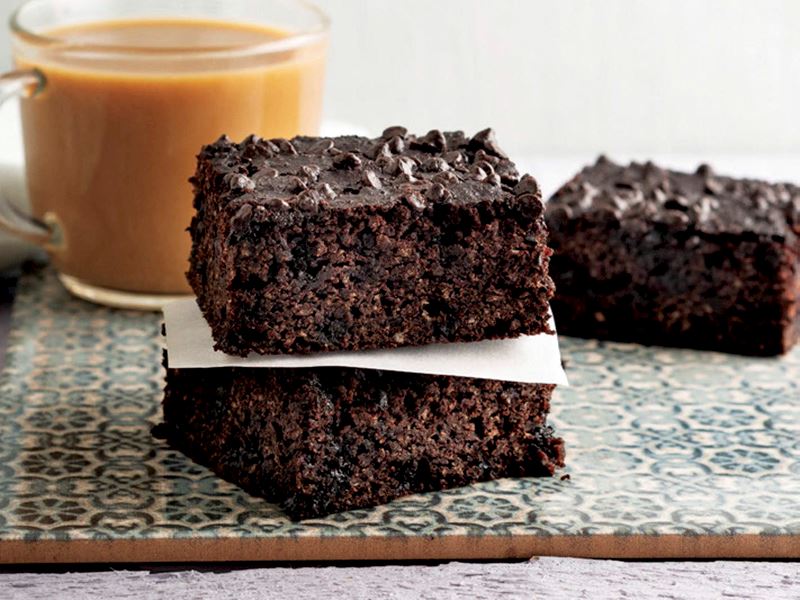 Siyah fasulyeli brownie