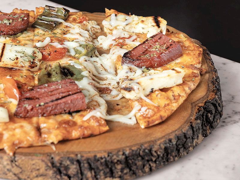 Sucuklu Pizzeta