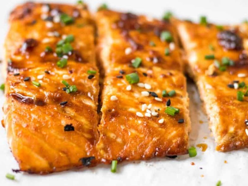 Susamlı Zencefilli Somon