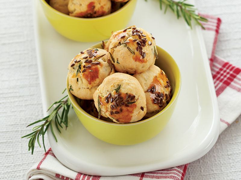 Taze baharatlı poğaçalar