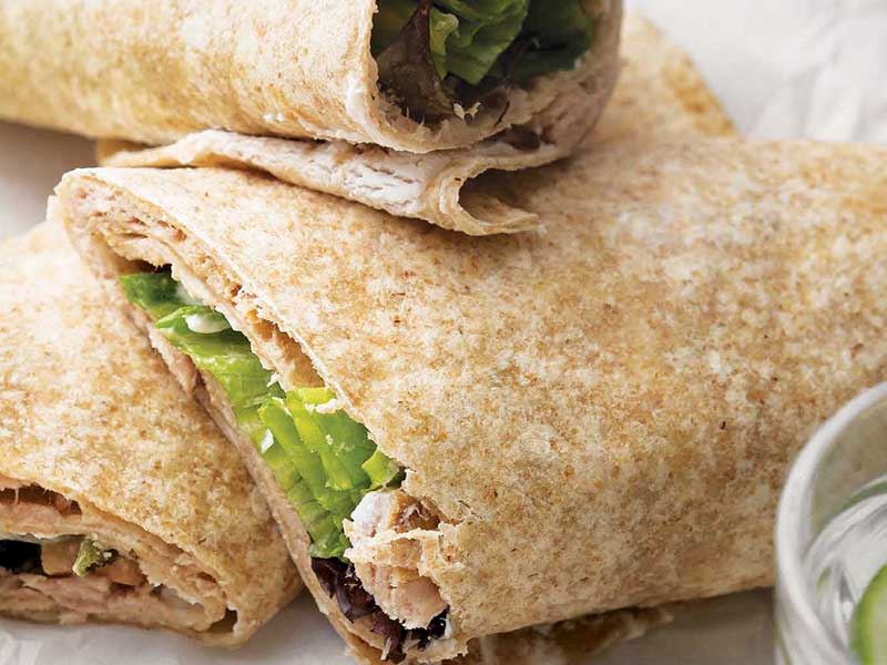 Ton balıklı tortilla dürüm