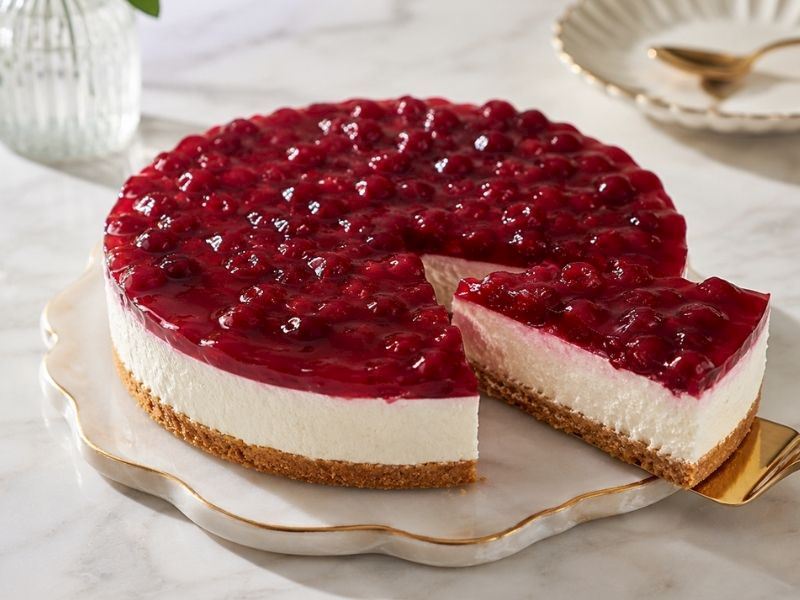 Vişneli Bisküvili Soğuk Pasta (Yalancı Cheesecake) Tarifi