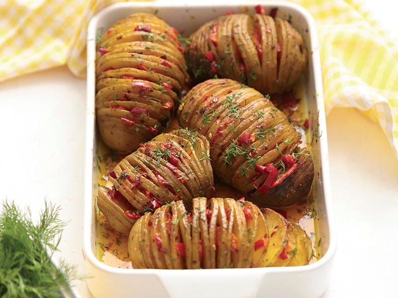 Zerdeçallı akordeon patates