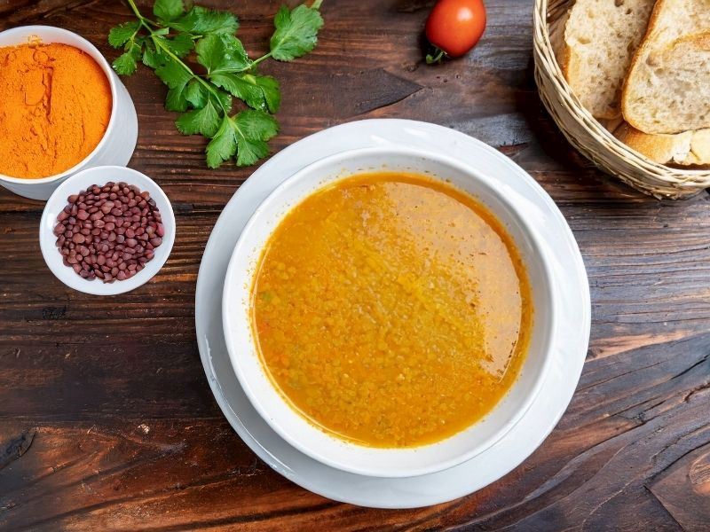 Zerdeçallı Mercimek Çorbası