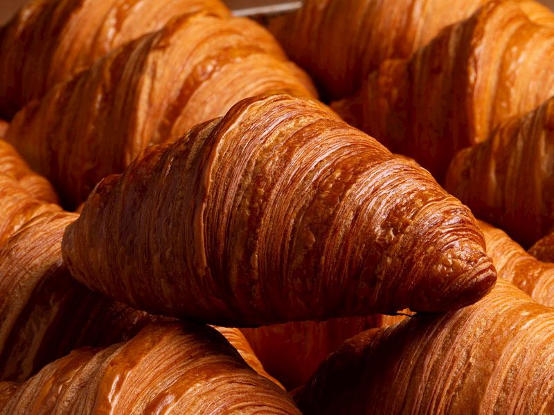 1 Kruvasan Kaç Dilim Ekmek Eder?