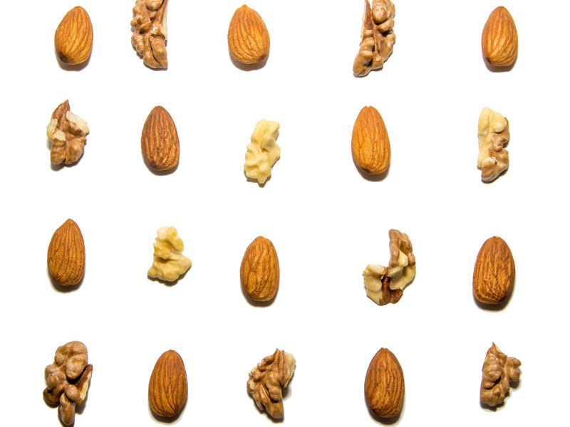 Ceviz Mi Yoksa Badem Mi Daha Sağlıklı?