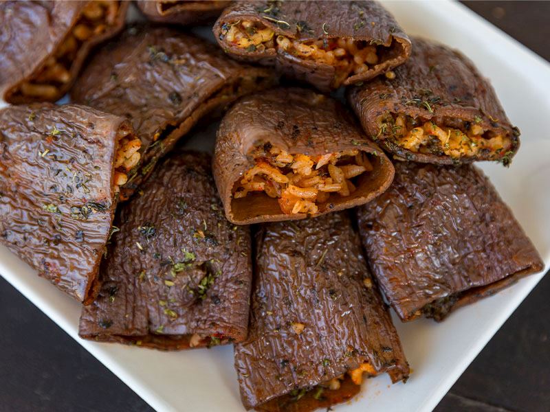 Kuru Dolma Pişerken Üzerine Ne Koyulur?