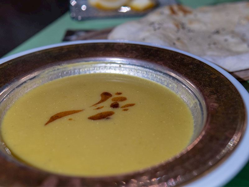 Mercimek Çorbasını Lokantalardaki Gibi Pürüzsüz Yapan Basit Yöntem