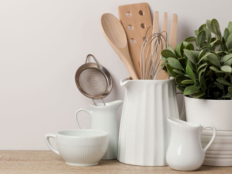 Mutfak Eşyaları Nasıl Temizlenir?